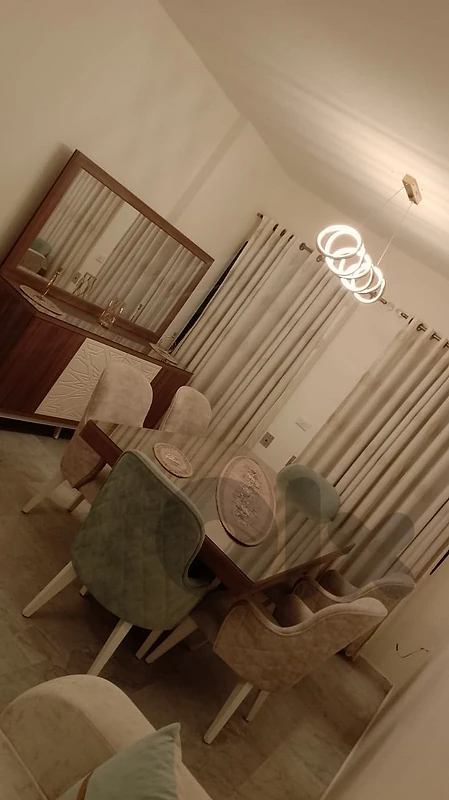 طاولة سفرة مع درسوار