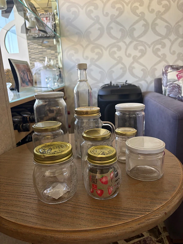 Jars & bottles