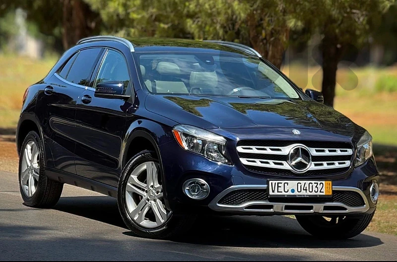 Mercedes-Benz GLA-Class 2018 Gla clean carfaxe Mercedes-Benz GLA-Class 2018 Gla clean carfaxe