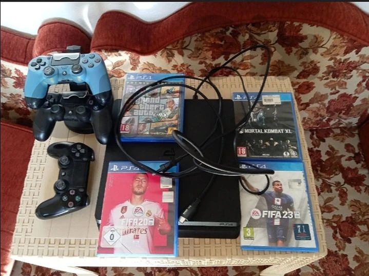 ps4 slim +4💿 +3🎮 =175$ only! ps4 slim +4💿 +3🎮 =175$ only!