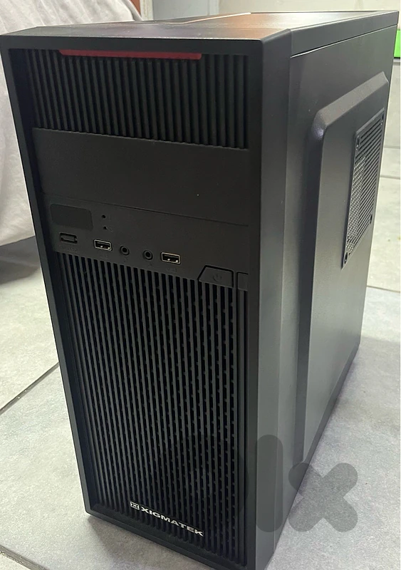 Xigmatek case + fan Xigmatek case + fan
