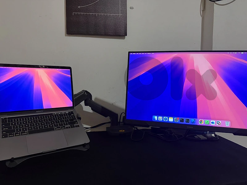 Gaming monitor Samsung Odyssey G3 with Stand