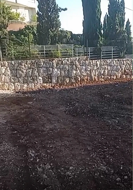 land for sale 550 m