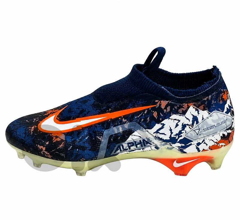 football (cleats/shoes)