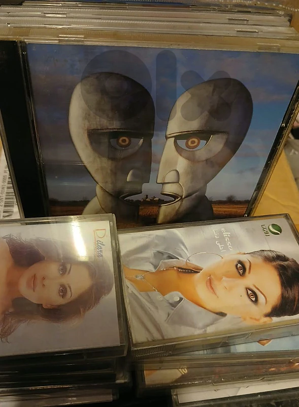 Elissa  / pink Floyd  - cass - cd