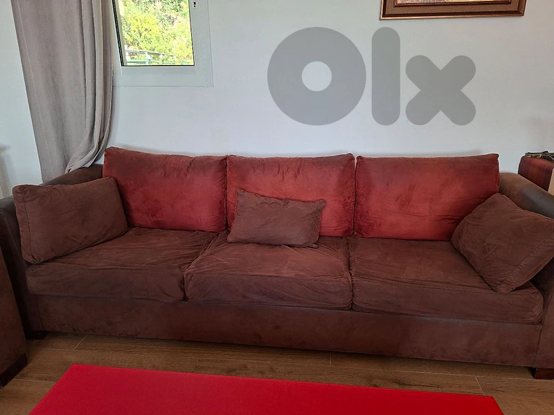 2 sofas