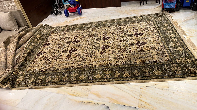 6 m2 excellent condition carpets