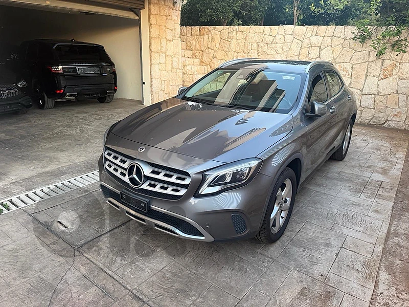 Mercedes-Benz GLA-Class 2019 250 4matic german 2019 no damage