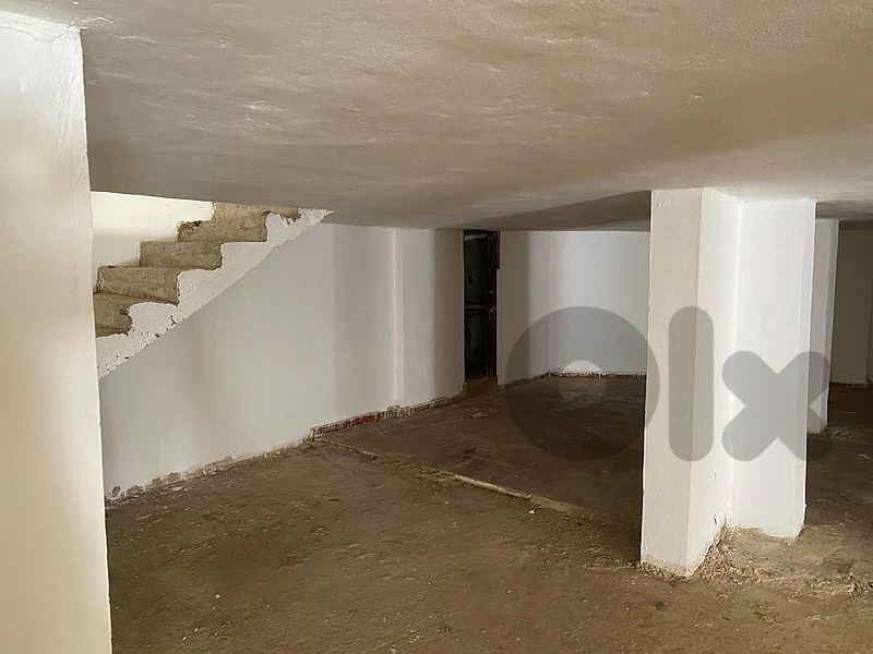 Warehouse for Sale in Ain Saade