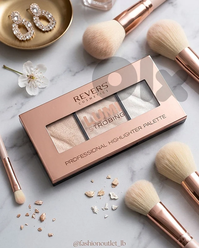 LUMI STROBING PROFESSIONAL HIGHLIGHTER PALETTE
