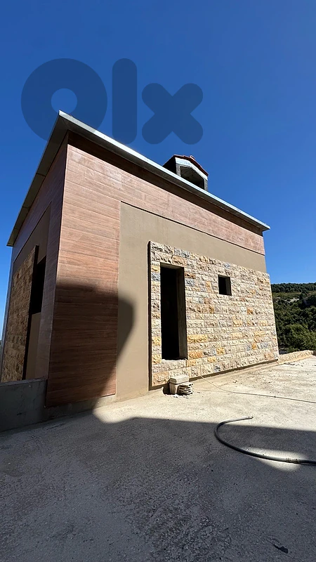 Semi-Detached Triplex For Sale In Annaya تريبلكس للبيع في عنايا