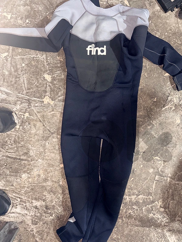 Diving equipments