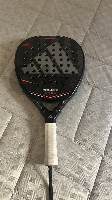 Padel Metalbone - Ale Galan Edition