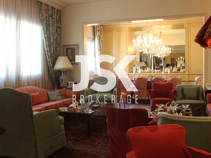 L22725 Spacious Apartment For Sale in Achrafieh, Sioufi