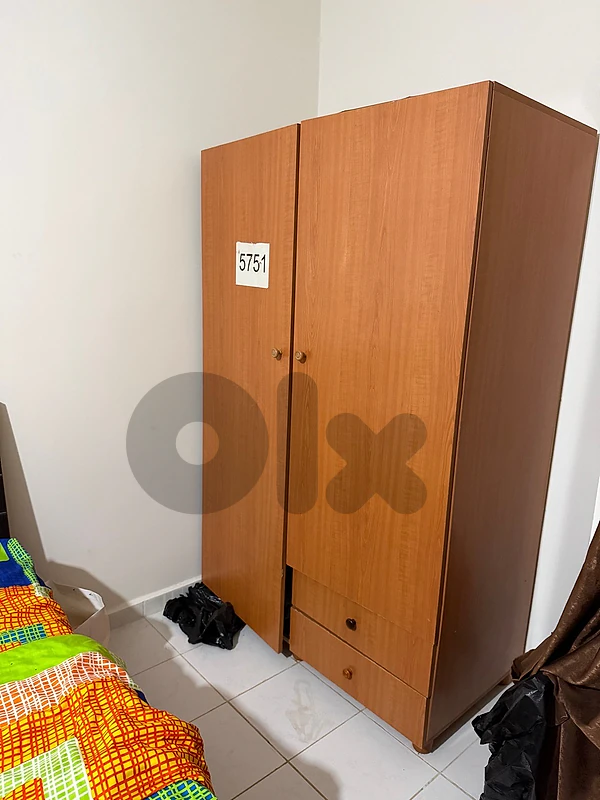 خزانة closet