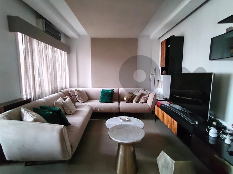 150 Sqm Apartment for Rent in Achrafieh