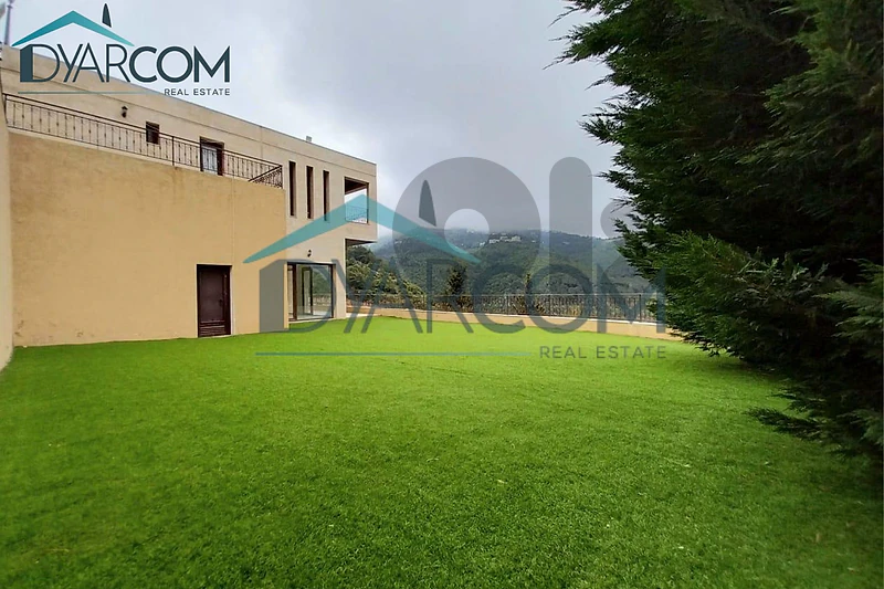 DY3881 - Fatqa Furnished Triplex Villa for Rent!