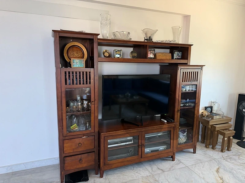 TV unit / Veterine for sale TV unit / Veterine for sale