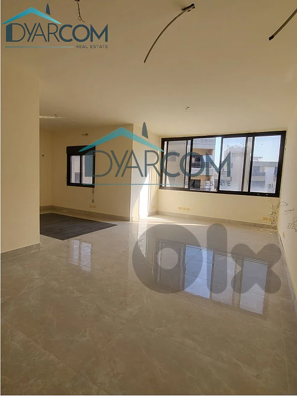 DY3882 - Adonis Apartment for Sale!