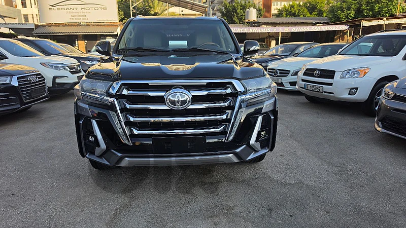 Toyota Land Cruiser 2011 V8 look 2020 Toyota Land Cruiser 2011 V8 look 2020