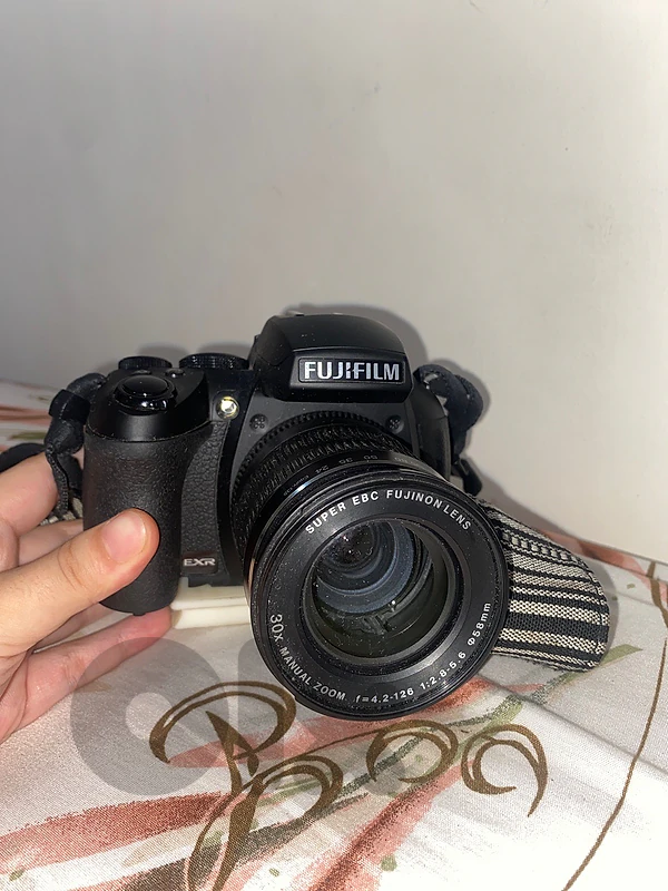 Fujifilm Camera with Accessories – Excellent Condition