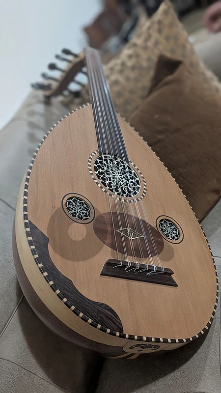 professional oud made in Lebanon