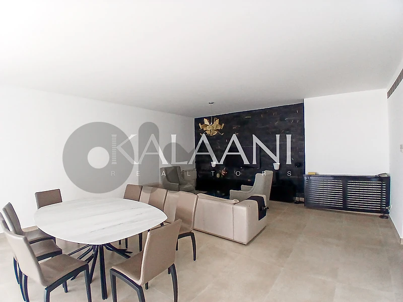 Apartment for Sale in Hazmieh | شقة للبيع في الحازمية