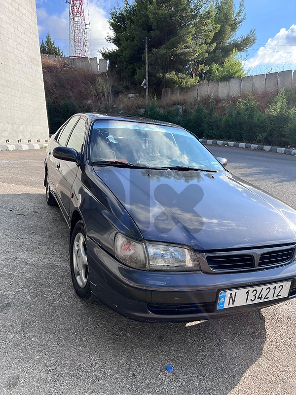 Toyota Carina 3 1995 whatsapp +961 78 766 452