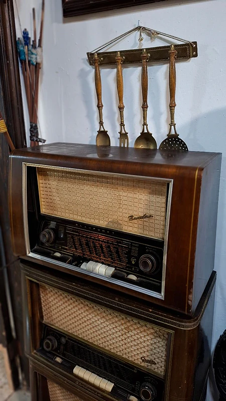 Blaupunkt Barcelona Radio -100% Functional Grand Size