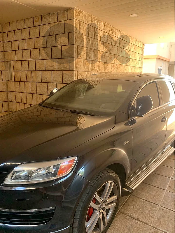 Audi Q7 2009 v8