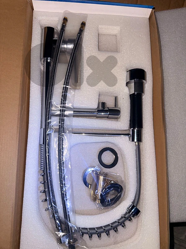 Pull-Out Kitchen Faucet - BRAND NEW