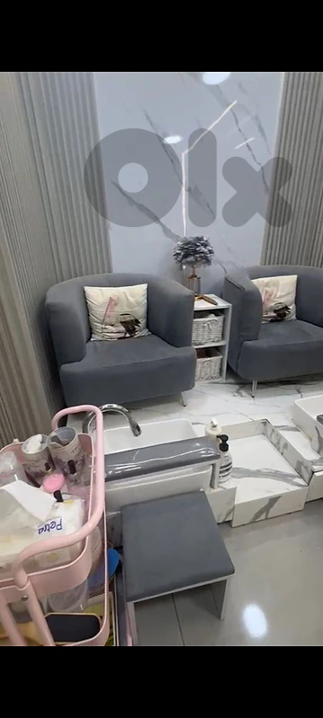 Nail Salon Equipments
