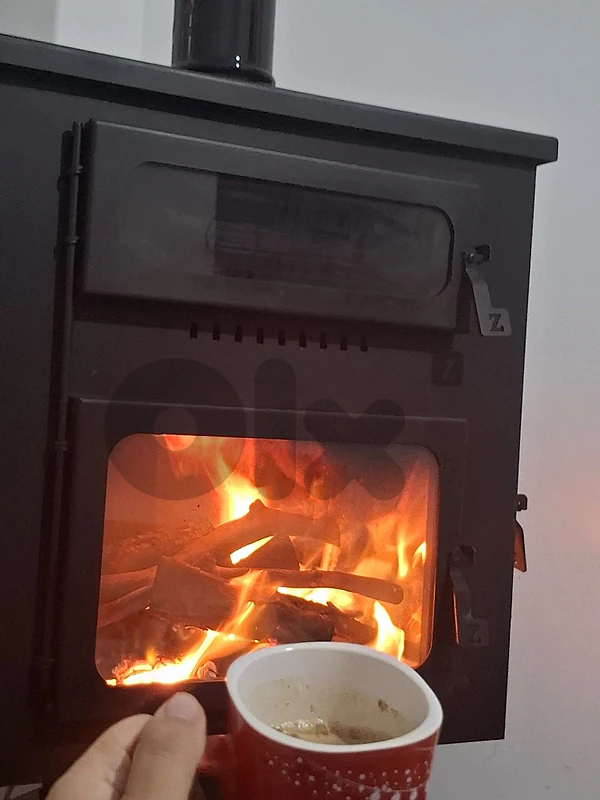 مدفأة حطب حديد مع زجاج أمامي وجانبي – Wood Stove