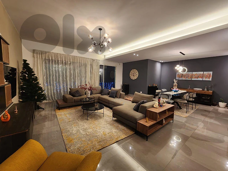 250sqm Apartment with Open Views for Sale in Baabda - 4BR