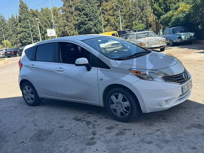 Nissan 2015