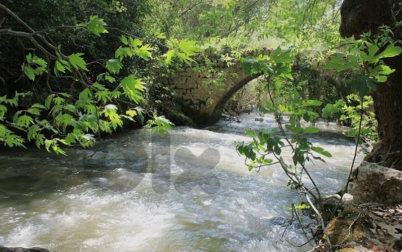 Prime Land for Sale in Zouk Mosbeh-Nahr El Kalbأرض مميزة للبيع في ذوق
