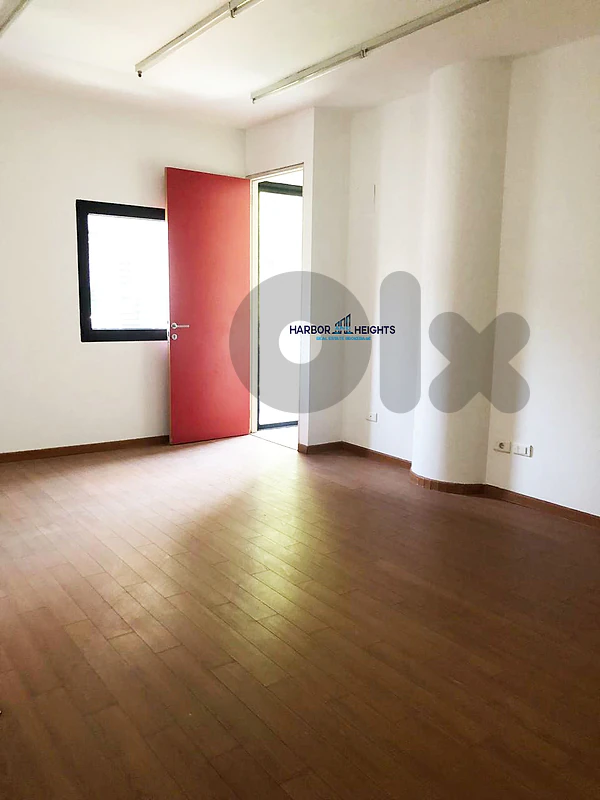 Office for Rent in Mar Mkhayel - مكتب للإيجار في مار مخايل
