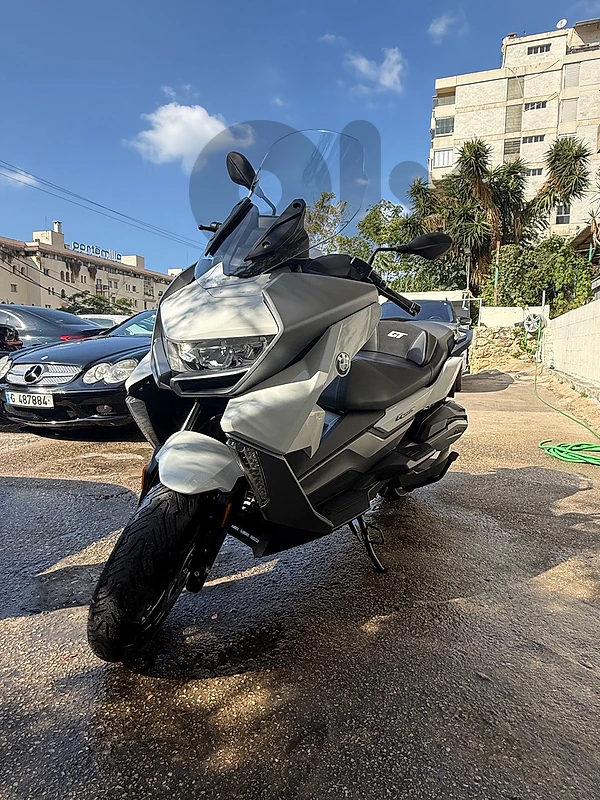 Bmw C400 GT - 2024 - lebanese company source - 3000 km - kher2a Bmw C400 GT - 2024 - lebanese company source - 3000 km - kher2a