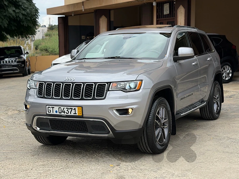 Grand Cherokee model 2020 4x4 super clean