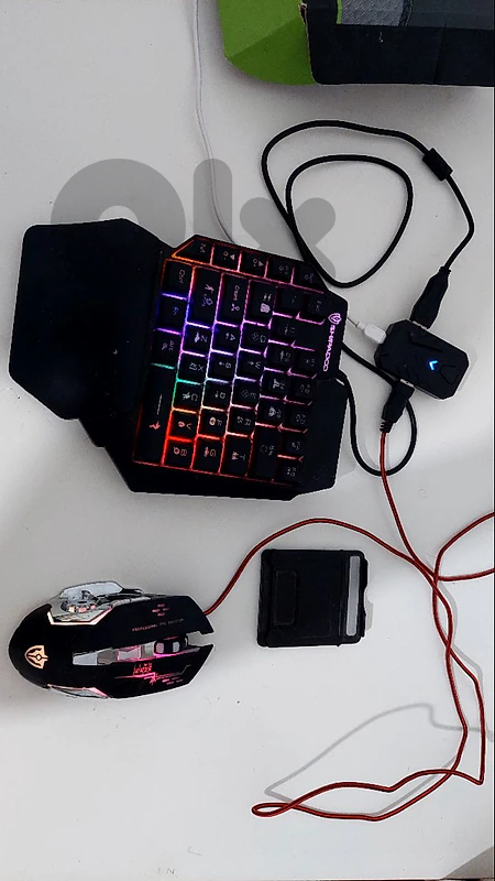ست كامل كيبورد وماوس وستاند وجهاز البلوتوث بينوصل على التلفون بصير pc