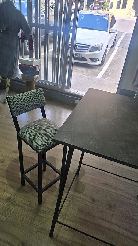used or refurbished heavy duty hight chairs/tables