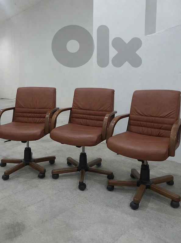 4 leather office chairs 120$