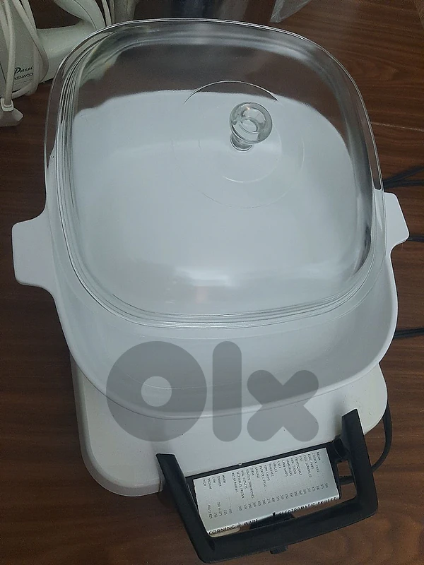 Electrecal cooking pan
