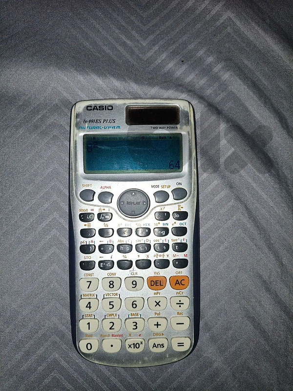 آلة حاسبة .......calculator