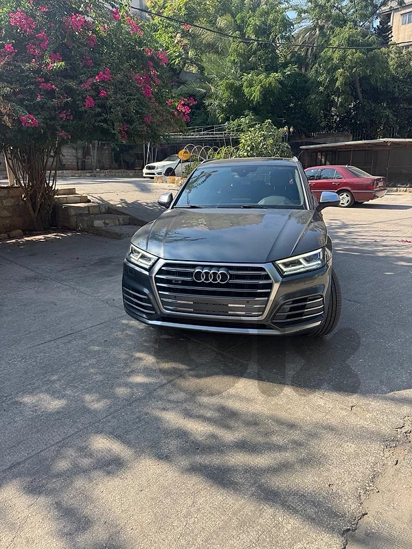 2018 Audi SQ5 3.0T Quattro Premium Plusبداعي السفر