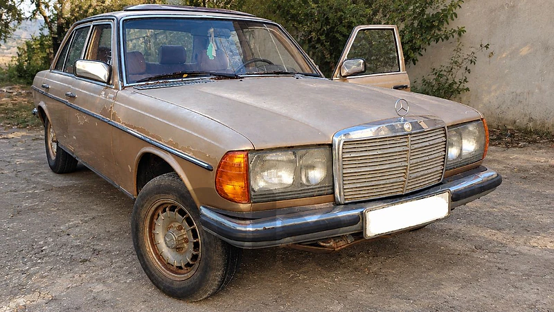 Mercedes-Benz 240/260/280 1980