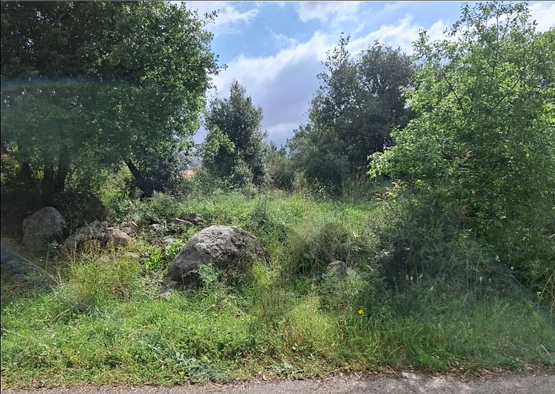 1090m2 Land in beit el chaar,metn