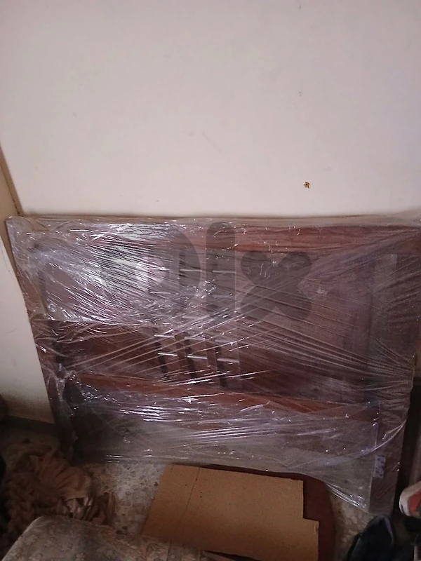 تخت مفكوك جاهز للنقل متل يلي راكب بل صورة نهايتو ٨٠$