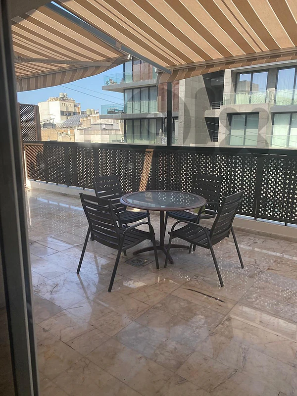 400 sqm Furnished Apartment for Sale/Rent in Mar Elias | Sea View