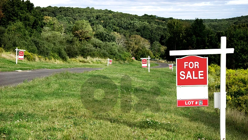 Land for sale in Bikfaya Naas ارض للبيع في بكفايا النعص